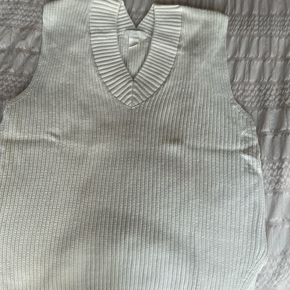 H&M knitted vest